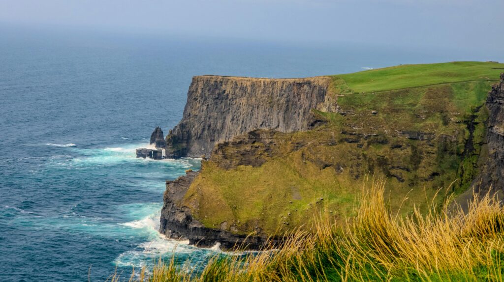 Image of Emerald Isle by Oleksandr Kobuta